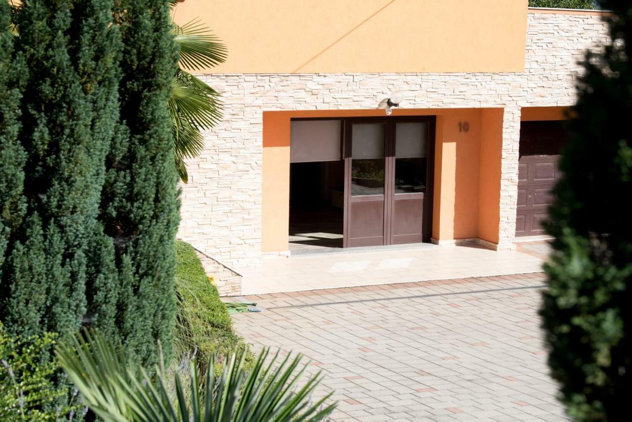 Apartman Vita Rijeka Bagian luar foto